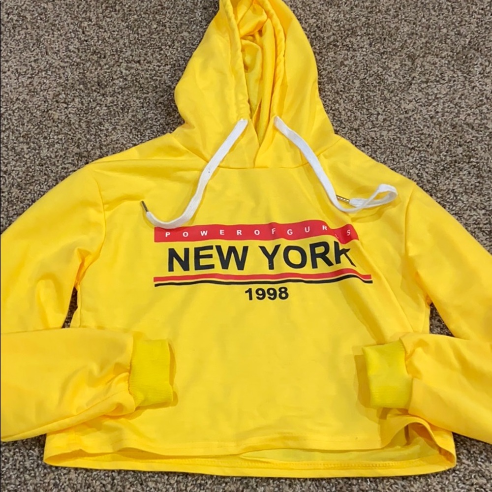 Cropped hoodie